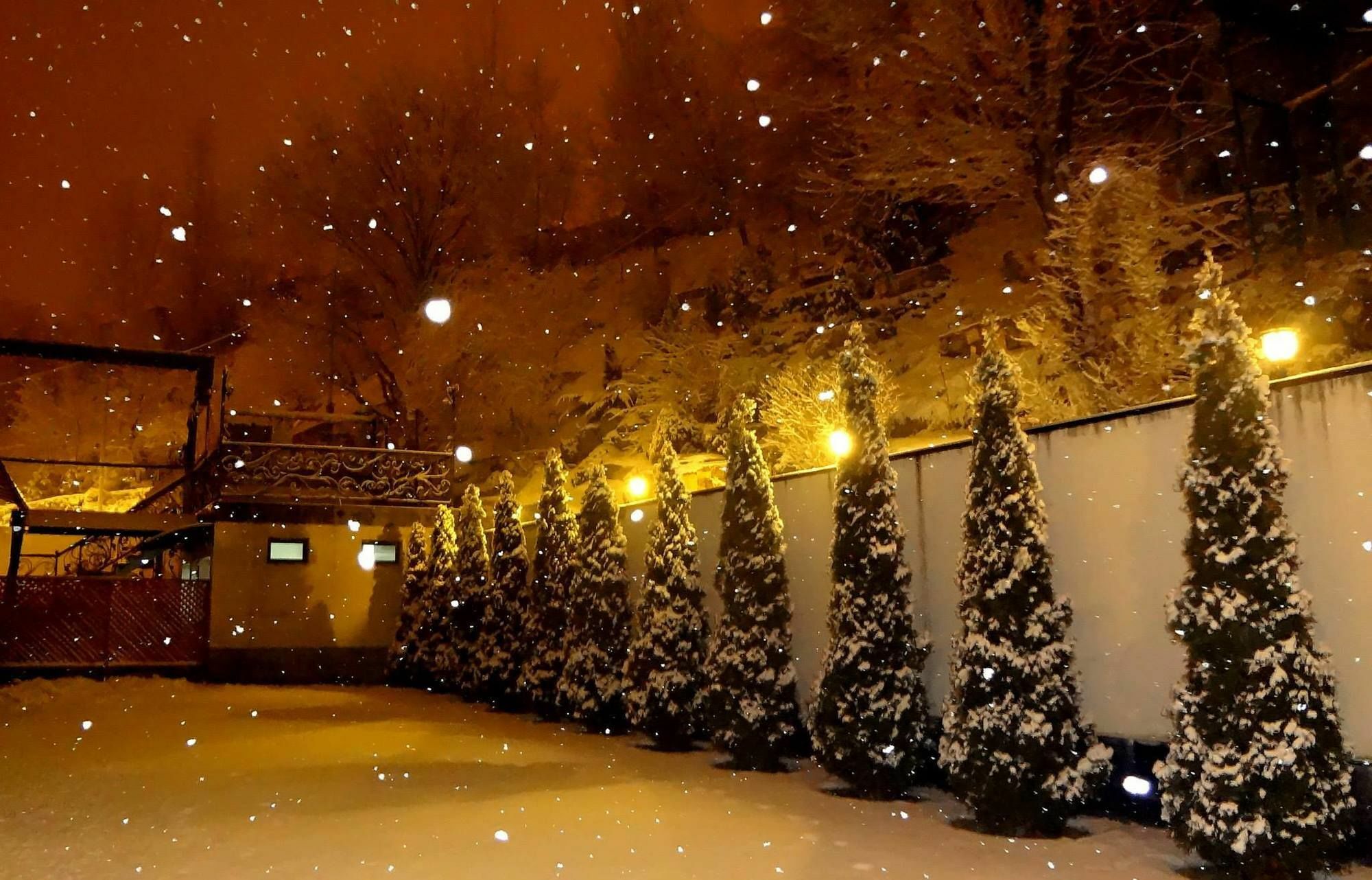 Park Avenue Hotel Jerevan Buitenkant foto