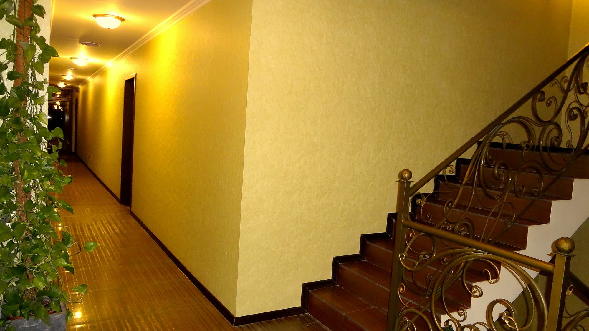 Park Avenue Hotel Jerevan Buitenkant foto